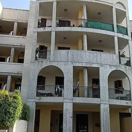 A Cinque Minuti Dal Centro Di Apartamento